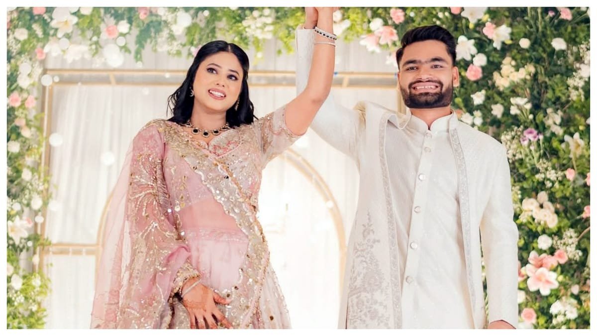 rinku priya: 'अरे! मुझे नहीं पहचाना', विश्वकप की खुशी में मंगेतर को भूल गए रिंकू? वायरल हुआ एयरपोर्ट का वीडियो