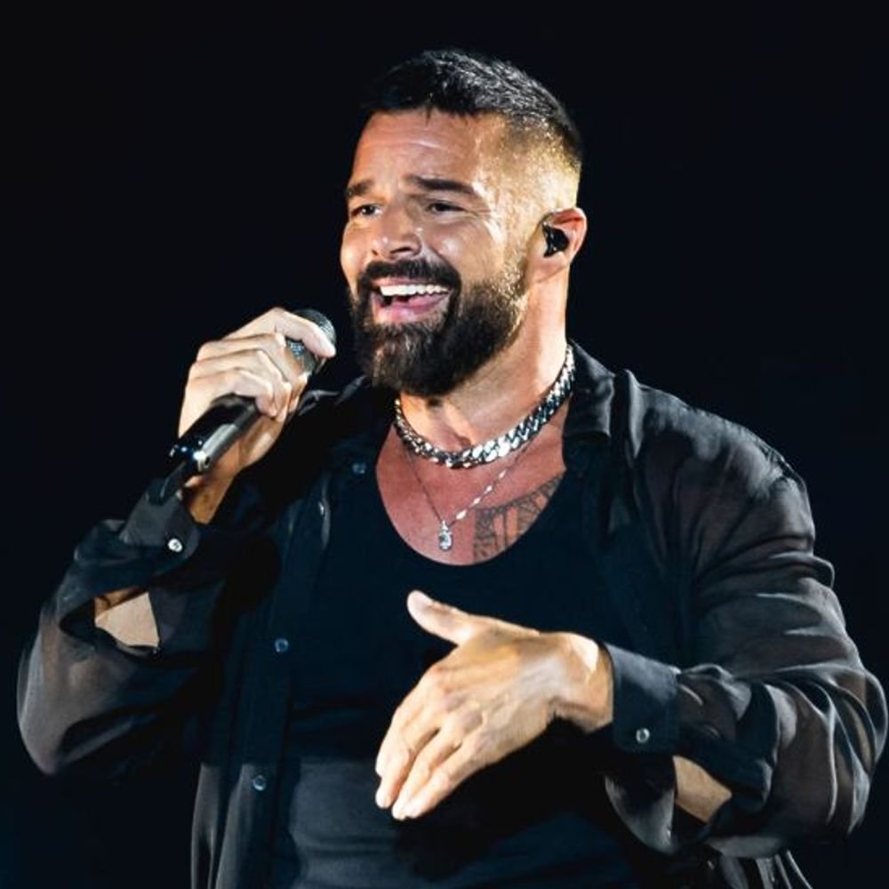 पॉप स्टार रिकी मार्टिन क्लोजिंग सेरेमनी में परफॅार्म करेंगे:2 ग्रैमी अवॉर्ड जीते; अहमदाबाद में फाइनल से पहले टीम इंडिया ने होटल बदला