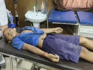 balod accident: पतंग उड़ाते समय दो मंजिला छत से नीचे गिरा मासूम, आखिर कैसे?