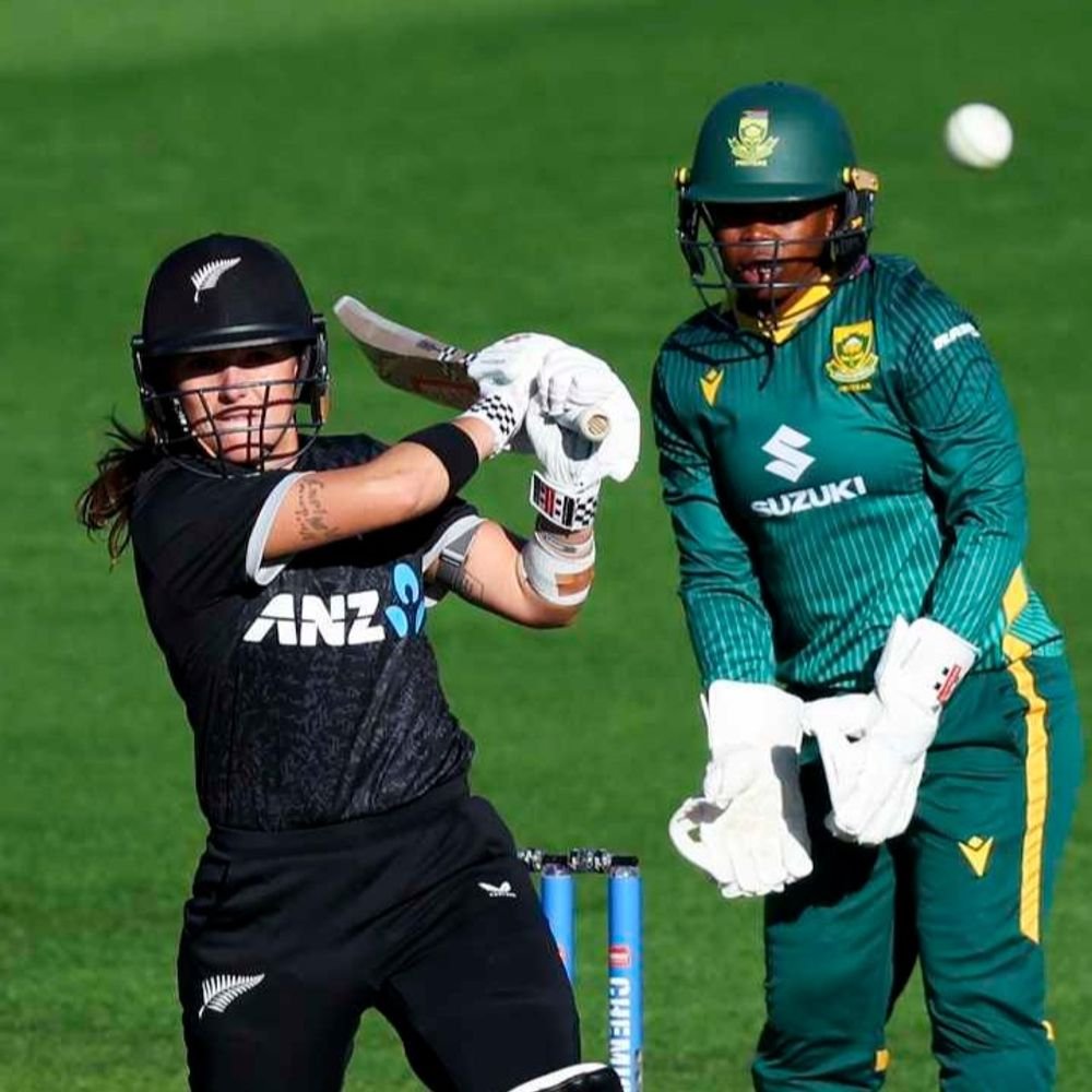 न्यूजीलैंड का विमेंस वनडे में सबसे बड़ा रनचेज:भारत का रिकॉर्ड तोड़ा, केर ने 179 रन बनाए; साउथ अफ्रीका को 2 विकेट से हराया