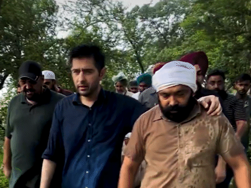 राघव चड्‌ढा बोले ये तो ट्रेलर, पिक्चर अभी बाकी है:aap के पूर्व मंत्री का दावा चड्ढा ने मोदी bjp की आलोचना वाले पोस्ट डिलीट किए