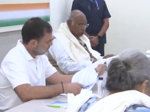 बनर्जी बोले भाजपा को रखना अल्सर जैसा:उसे हटाना कैंसर के इलाज जैसा; कांग्रेस की तमिलनाडु के लिए कैंडिडेट लिस्ट फाइनल