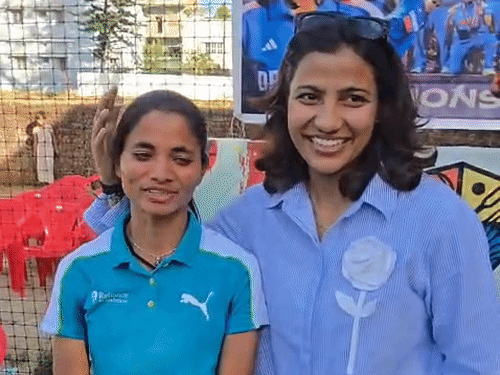 उत्तराखंड की बेटी ने जापान में जीता ब्रॉन्ज मेडल:फटे जूतों की कहानी सुन क्रिकेटर स्नेह राणा ने दिए नए स्पाइक्स, बोलीं हमेशा साथ निभाऊंगी