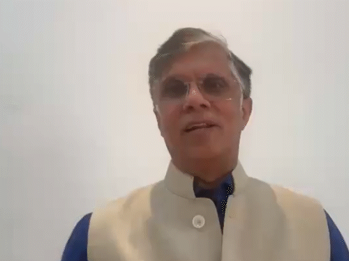 पवन खेड़ा ने तेलंगाना hc में अग्रिम जमानत अर्जी दी:एक दिन पहले असम पुलिस ने दिल्ली आवास पर छापेमारी की; कहा हिमंता ने मुझ पर पुलिस छोड़ी