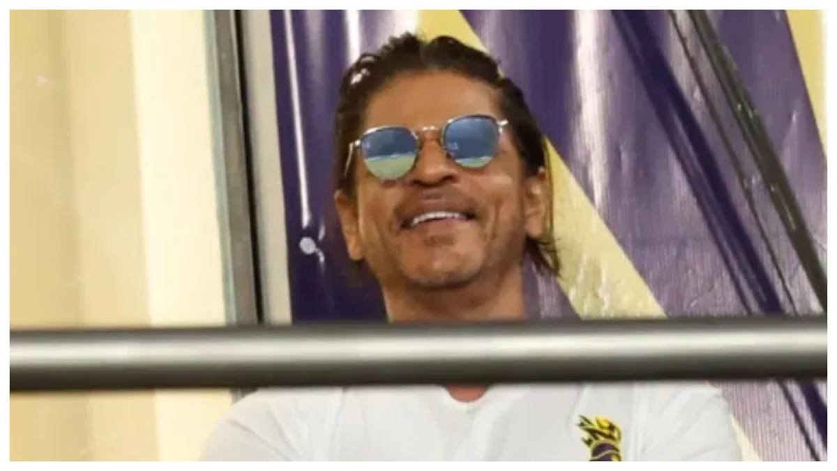 kkr vs pbks: केकेआर टीम का हौसला बढ़ाने ईडेन गार्डेंस पहुंचे शाहरुख खान, वैंकी मैसूर से चर्चा करते आए नजर