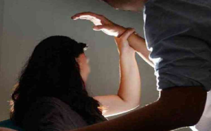 cg news: छात्रा से गंदी हरकत करने वाला शिक्षक गिरफ्तार